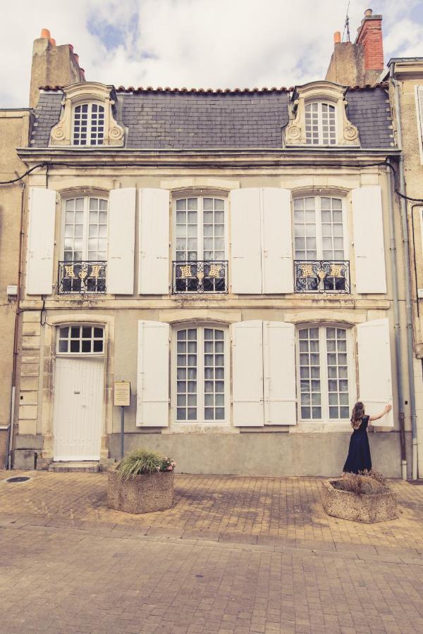 La Maison De La Liberte Alexandra David-Neel ポアティエ エクステリア 写真
